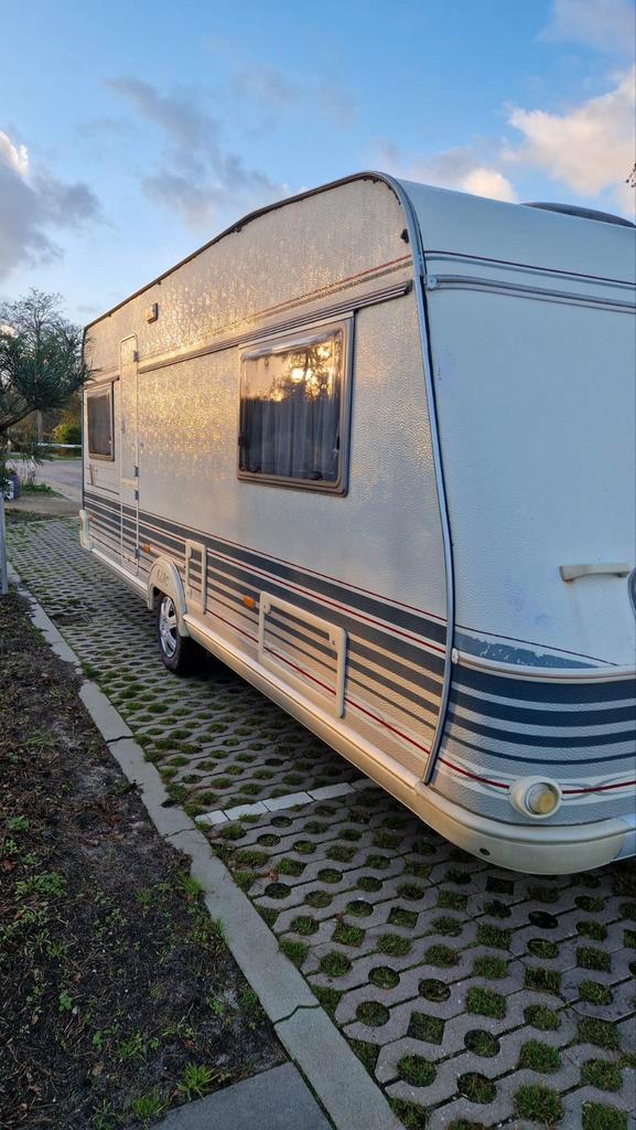 LMC caravan type 560. Dominant, Caravans en Kamperen, Caravans, Particulier, tot en met 4, Rondzit, LMC en Münsterland, Frans bed