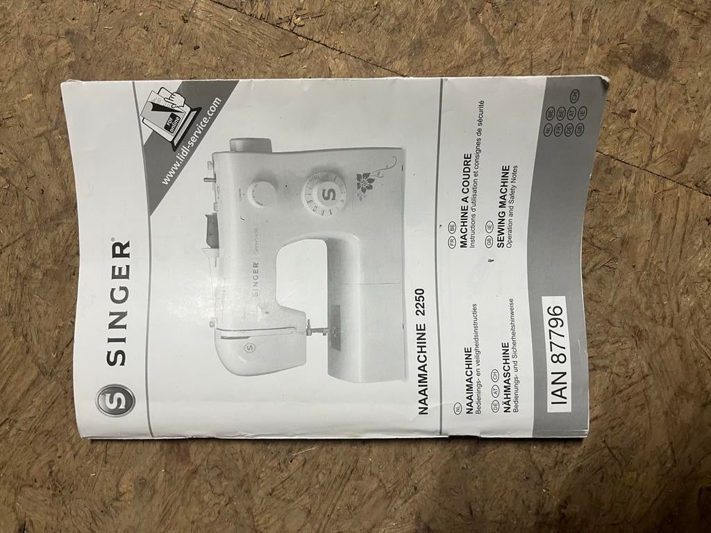 Singer 2250 Naaimachine - Perfect voor Beginners!, Hobby en Vrije tijd, Naaimachines en Toebehoren, Ophalen of Verzenden, Gebruikt