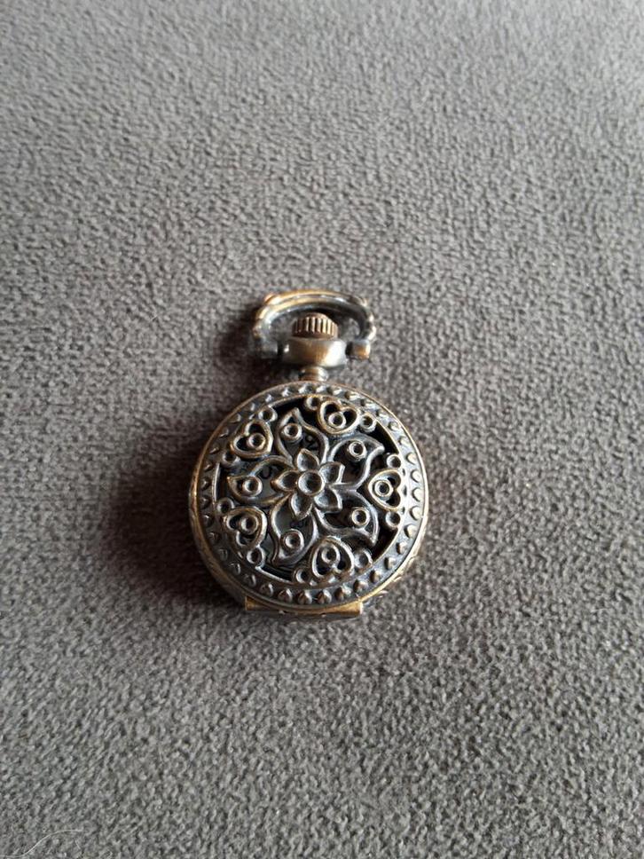 Zakhorloge ca 3cm vintage, Sieraden, Tassen en Uiterlijk, Horloges | Antiek, Zakhorloge, Overige merken, Overige materialen, Onbekend