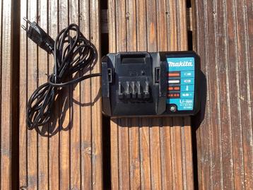 Makita acculader beschikbaar voor biedingen