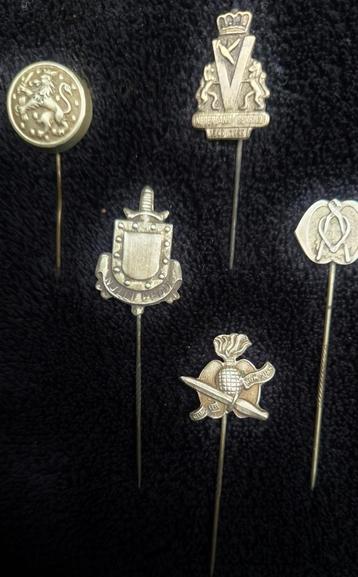 5 verschillende Militaire Spelden oa. Korps Commandotroepen beschikbaar voor biedingen