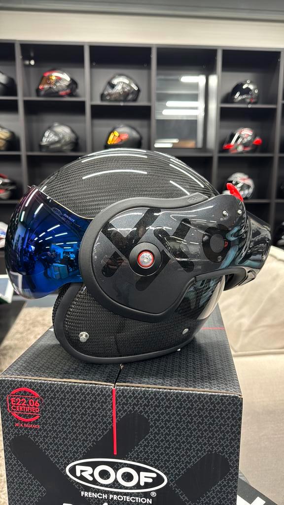 NIEUWE ROOF Boxxer Carbon Mono – Blauw & Smoke vizier, Motoren, Kleding | Motorhelmen, Systeemhelm, XXL, Overige merken, Nieuw met kaartje