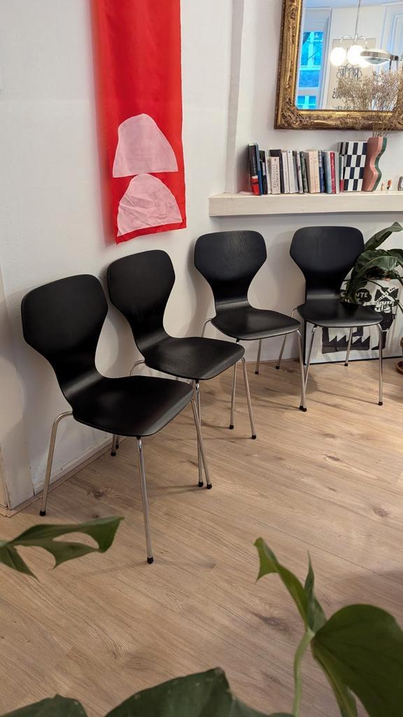 Set of 4 Phoenix Dining Chairs – Denmark 1980s Deens Stoelen, Huis en Inrichting, Stoelen, Gebruikt, Vier, Hout, Zwart, Ophalen