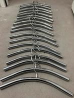 18 luxe zilverkleurige kledinganhangers, Kleding | Dames, Kledinghangers, Ophalen, Zo goed als nieuw