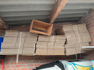 Nieuwe 100 pic, kartonnen dozen 20x20x30 beschikbaar voor biedingen