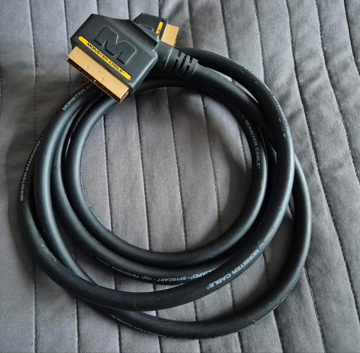 Monster SV1SCART Kabel - 2m - Zo Goed Als Nieuw, Audio, Tv en Foto, Audiokabels en Televisiekabels, Ophalen of Verzenden