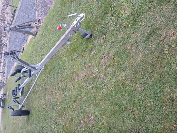 2x boottrailer. Terhi 410. 6 pk yamaha 2 tackt. Bootje  6 pk, Watersport en Boten, Boottrailers, Zo goed als nieuw, Overige typen