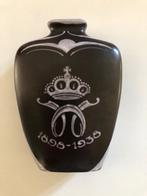 WILHELMINA VAASJE      5247, Verzamelen, Koninklijk Huis en Royalty, Ophalen of Verzenden, Servies