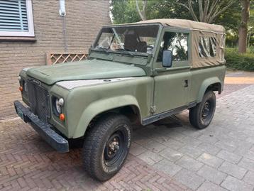 Landrover defender 90 softtop beschikbaar voor biedingen