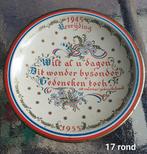 Rond metalen herdenkings bevrijdingsbordje 1945 - 1955, Verzamelen, Ophalen of Verzenden, Overige soorten, Nederland, Overige typen