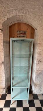 Ikea vitrinekast, Ophalen, Minder dan 50 cm, Met deur(en), Zo goed als nieuw