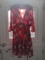 Guess Wikkeljurk/Tuniek Maat 40/42, rood met rozen., Kleding | Dames, Guess, Maat 42/44 (L), Nieuw, Ophalen of Verzenden