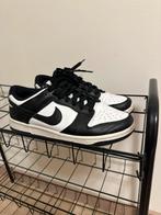 Nike dunk low, Kleding | Dames, Schoenen, Ophalen of Verzenden, Nieuw, Sneakers of Gympen