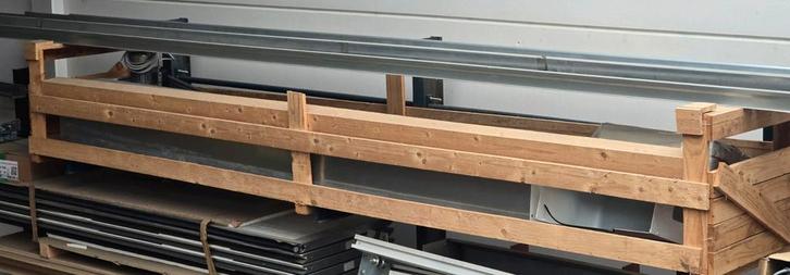 Snelloopdeur nieuw, Doe-het-zelf en Verbouw, Deuren en Horren, Nieuw, Garagedeur, 215 cm of meer, 120 cm of meer, Ophalen