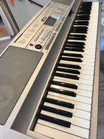 Yamaha DGX-300 Portable Grand Keyboard + Standaard, Muziek en Instrumenten, Keyboards, Gebruikt, Yamaha, Ophalen of Verzenden