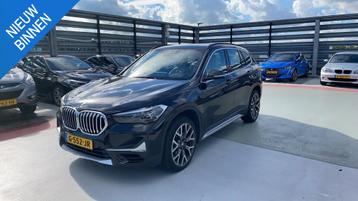 BMW X1 sDrive20i VDL NEDCAR EDITION I AUTOMAAT I P-CAMERA I  beschikbaar voor biedingen