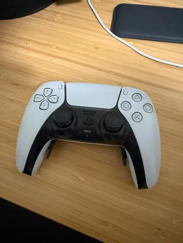PlayStation 5 DualSense Controller beschikbaar voor biedingen