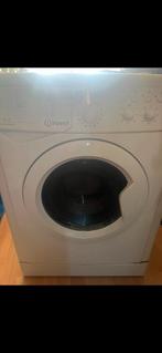 Indesit Wasmachine - 2 in 1 was en droogcombinatie, 4 tot 6 kg, Voorlader, 85 tot 90 cm, Minder dan 1200 toeren