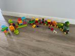 Duplo Treintjes + Stenen, Kinderen en Baby's, Speelgoed | Duplo en Lego, Ophalen of Verzenden, Gebruikt, Losse stenen, Duplo