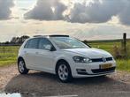 Volkswagen Golf 1.2 TSI 81KW 5D Dsg-7 2015 Wit, Auto's, Volkswagen, 4 cilinders, 620 kg, Wit, 1151 kg