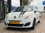 Renault Twingo 1.1 2009 Wit, Auto's, Voorwielaandrijving, Twingo, 4 cilinders, Wit