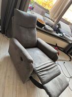 Elektriscue stoel jysk, Huis en Inrichting, Fauteuils, Ophalen, Gebruikt