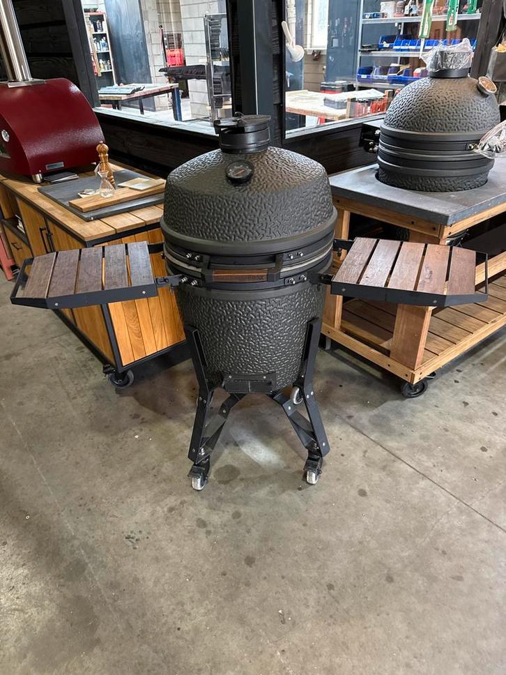 The Bastard VX Large Demo - Top Kamado Grill!, Tuin en Terras, Houtskoolbarbecues, Zo goed als nieuw, Ophalen