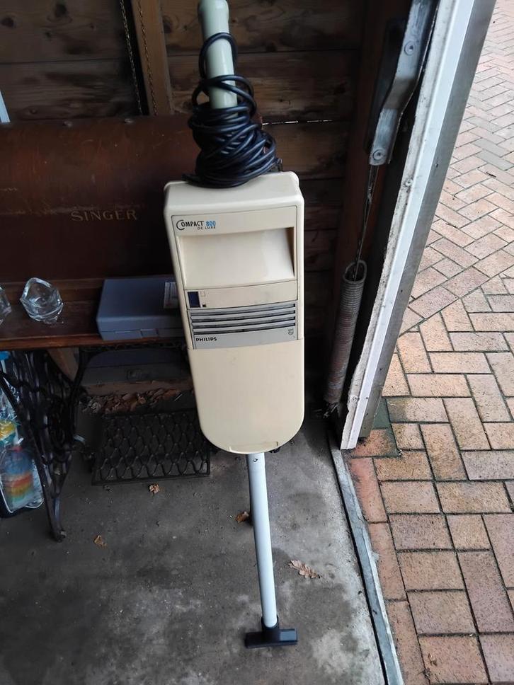 Oude Philips Compact 800 Deluxe Stofzuiger, Witgoed en Apparatuur, Stofzuigers, Gebruikt, Stofzuiger, Minder dan 1200 watt, Stofzak