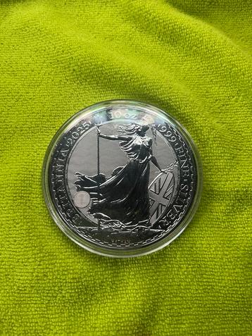 Britannia 10 Pounds 10 Oz. 2025 beschikbaar voor biedingen
