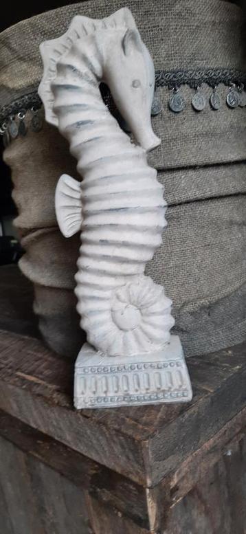 Zeepaard beeld/ornament  beschikbaar voor biedingen