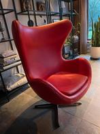 Egg Chair (replica), Ophalen, Zo goed als nieuw, Leer, 50 tot 75 cm