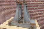 Gietijzer industrieel frame meetopstelling, Ophalen