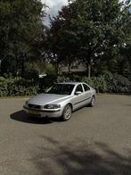 Volvo S60 2.3 T5 2003 Grijs, Auto's, Voorwielaandrijving, S60, 11 km/l, Handgeschakeld