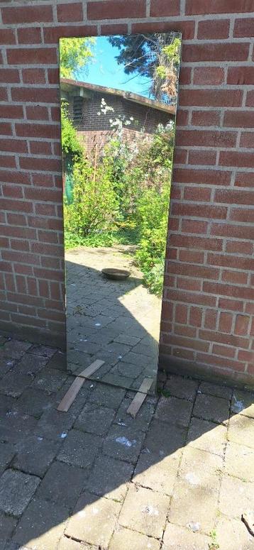 grote zware spiegel 140x45 cm