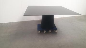 Moooi XL container table 160 zwart dutch design beschikbaar voor biedingen