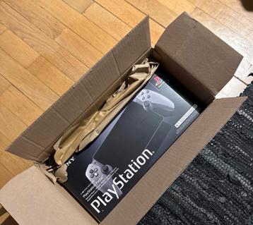 Playstation Portal 30th - Nieuw in doos! beschikbaar voor biedingen