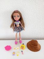 BRATZ Selfie Snaps – YASMIN met extra kleding en schoenen, Verzamelen, Poppen, Ophalen of Verzenden, Gebruikt, Pop