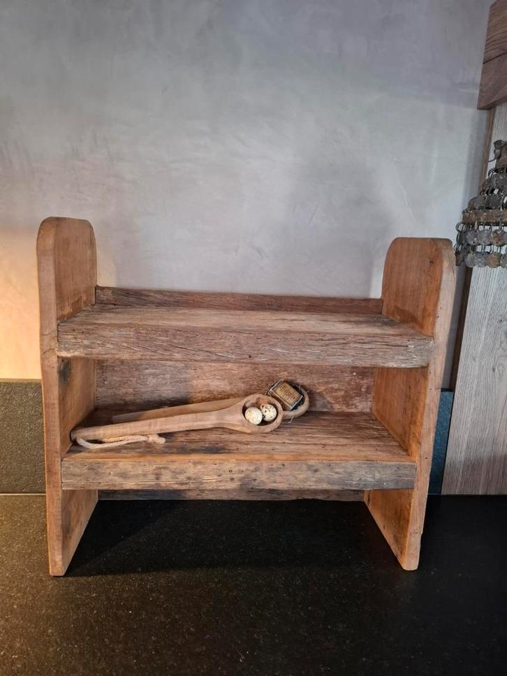 Kastje rek gruttersbak sober stoer truckwood, Huis en Inrichting, Woonaccessoires | Etagères, Zo goed als nieuw, Ophalen