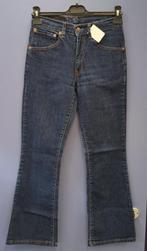 Levi's jeans model 525 flared donkerblauw W28 L30 nr 44383, Levi's, Blauw, W28 - W29 (confectie 36), Ophalen of Verzenden