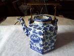 Chinese theepot, Antiek en Kunst, Antiek | Porselein, Ophalen of Verzenden