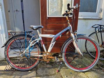 Jongens fiets sparta beschikbaar voor biedingen