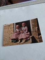 HINDELOOPEN. KINDEREN IN KLEDERDRACHT, Ophalen of Verzenden, Voor 1920, Klederdracht