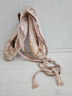 Repetto Paris spitzen balletschoenen ballet ballerina 17 L, Antiek en Kunst, Curiosa en Brocante, Ophalen of Verzenden