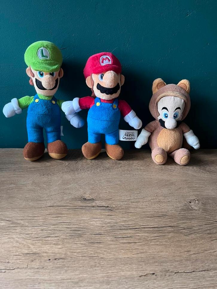 Super Mario knuffels set (Mario, Luigi & Tanooki Mario), Kinderen en Baby's, Speelgoed | Knuffels en Pluche, Zo goed als nieuw