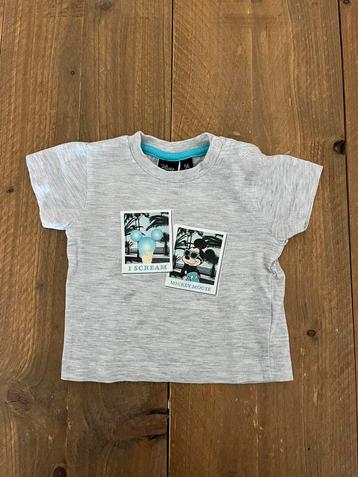 Lichtgrijs Disney Mickey Mouse baby t-shirt maat 56 - GRATIS beschikbaar voor biedingen