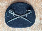 Vooroorlogs embleem meester op alle wapens, Verzenden, Nederland, Embleem of Badge