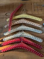 Set van 6 +1 vintage kledinghangers. Klerenhangers, Kleding | Dames, Kledinghangers, Ophalen of Verzenden, Zo goed als nieuw