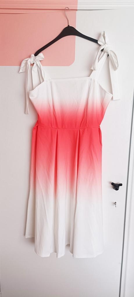 Witte zomer / feest jurk. Shein x Miss PT. neon rood ombre, Kleding | Dames, Jurken, Nieuw, Maat 46/48 (XL) of groter, Wit, Knielengte