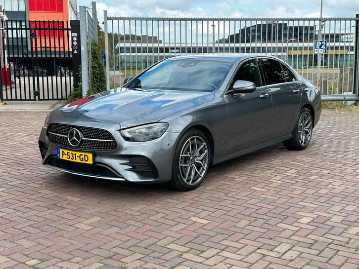 Mercedes-Benz E 200 AMG styling MBUX, ACC, fabrieksgarantie, Auto's, Mercedes-Benz, Particulier, E-Klasse, ABS, Achteruitrijcamera