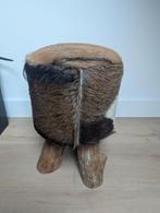 Kruk met geitenhuid, Huis en Inrichting, Ophalen, Zo goed als nieuw, Hout